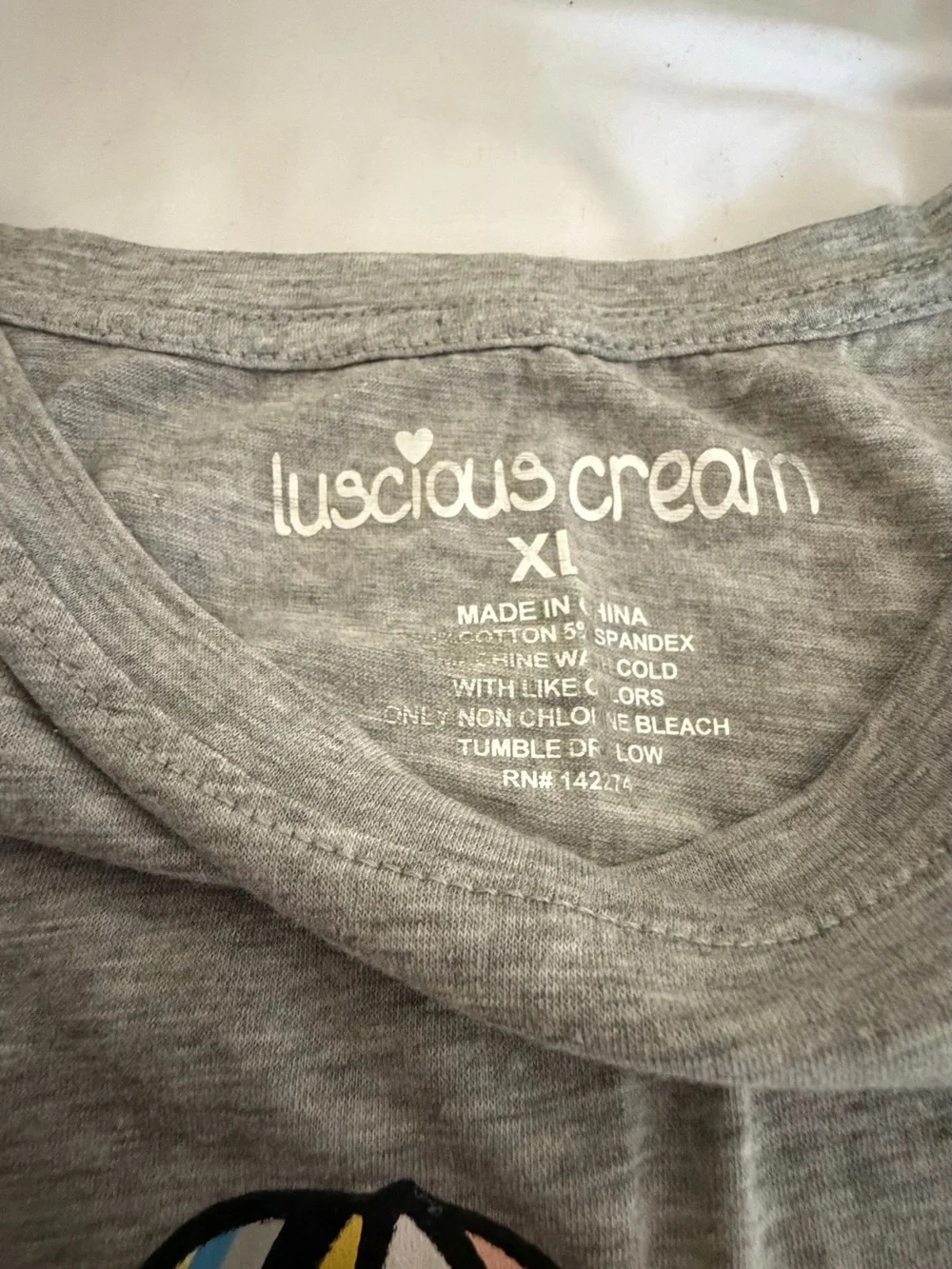 Lucious Cream gray short